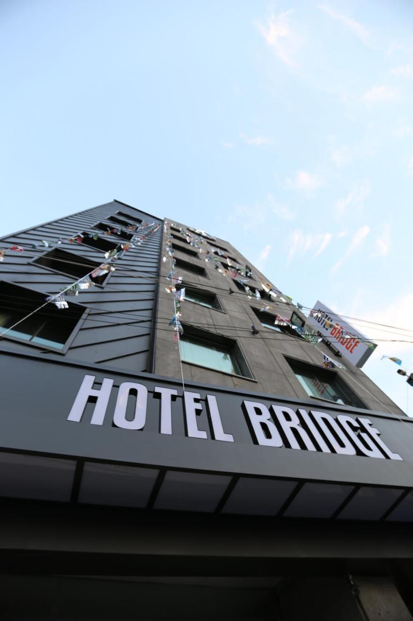 Hotel Bridge Puszan Kültér fotó