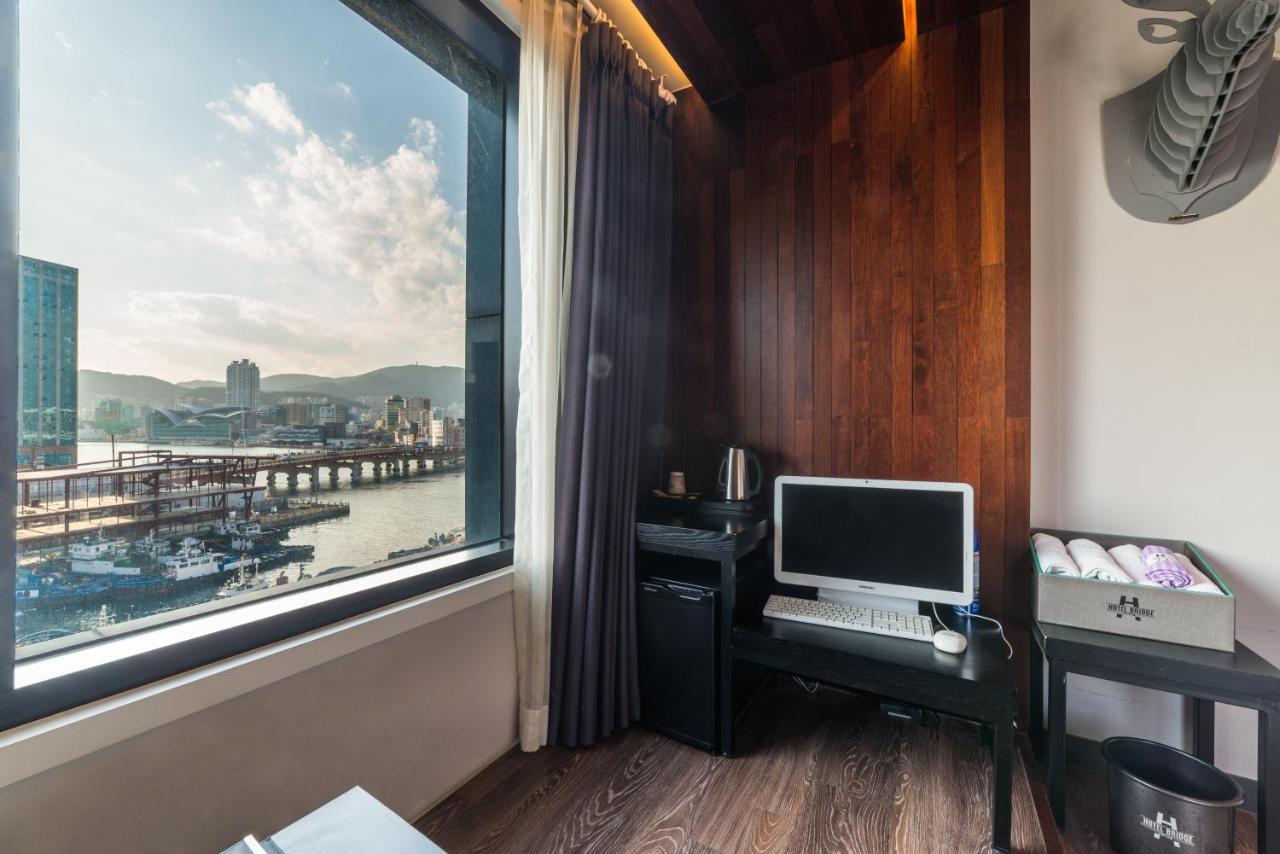 Hotel Bridge Puszan Kültér fotó